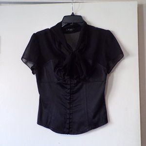 Forever 21 Women's Small Black Blouse